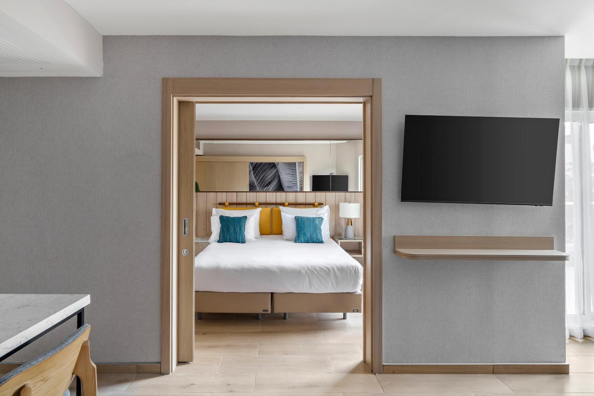 Отель Royal Garden By Isrotel Collection 5*