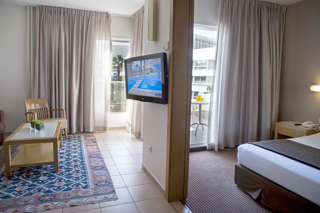 Royal Garden By Isrotel Collection Hotel 5*